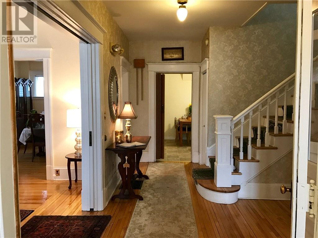 Downtown Bed & Breakfast Moncton Bagian luar foto