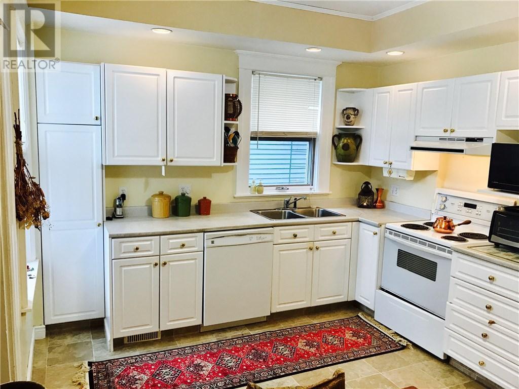 Downtown Bed & Breakfast Moncton Bagian luar foto