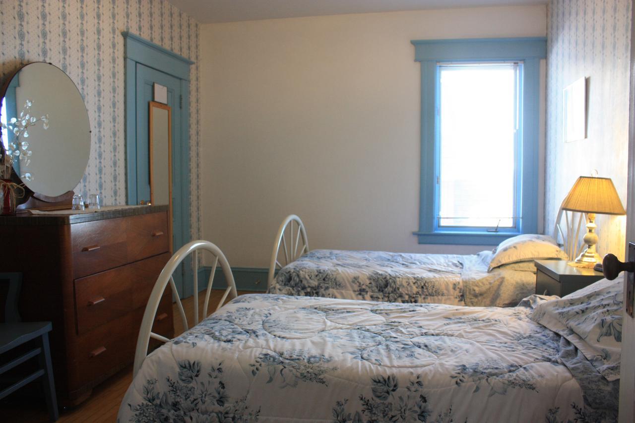 Downtown Bed & Breakfast Moncton Bagian luar foto